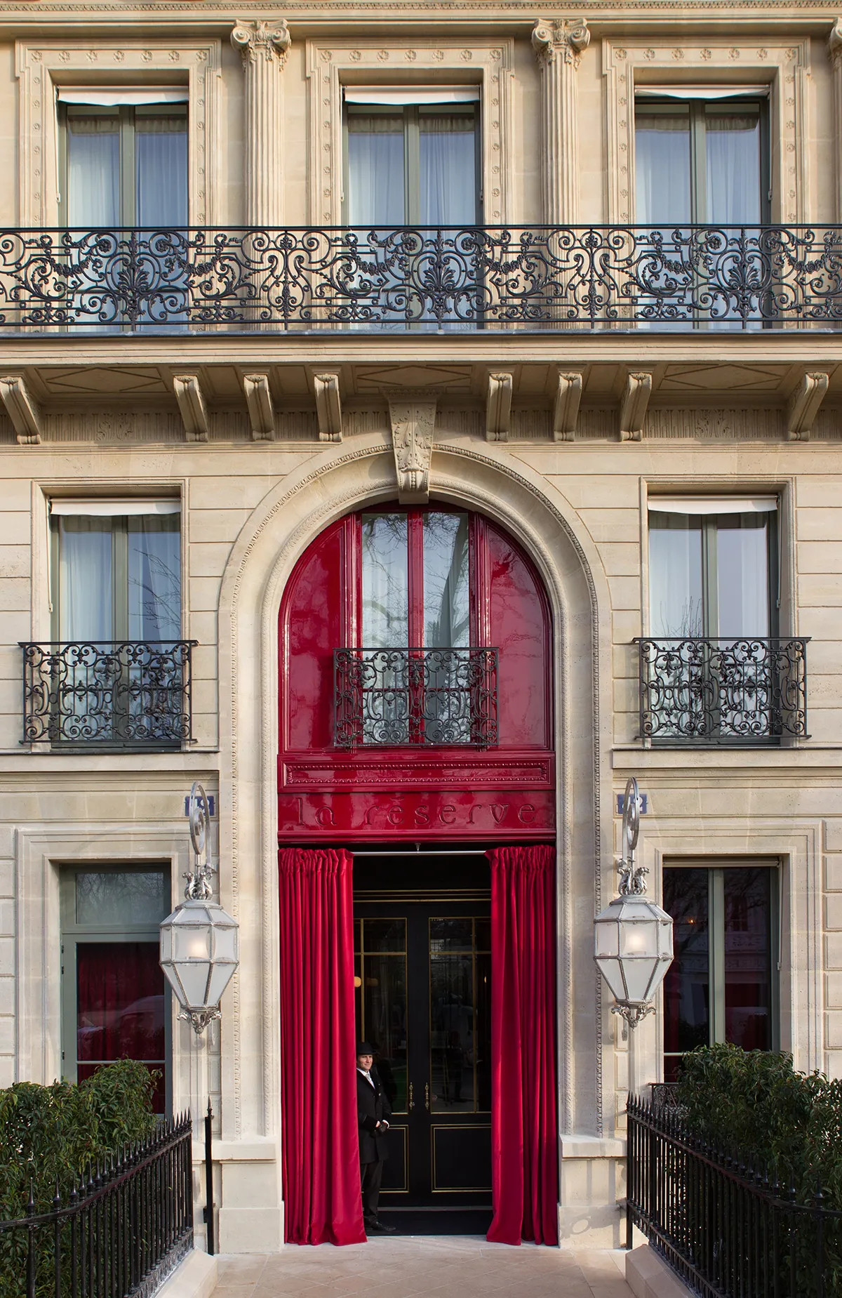 Trois Étoiles Michelin consécration pour restaurant Signature Réserve Paris